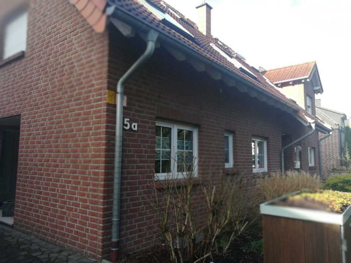 Le Casa De Jeune Dusseldorf Ngoại thất bức ảnh