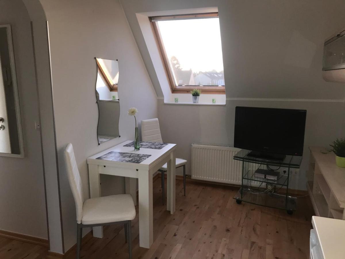 Le Casa De Jeune Dusseldorf Ngoại thất bức ảnh